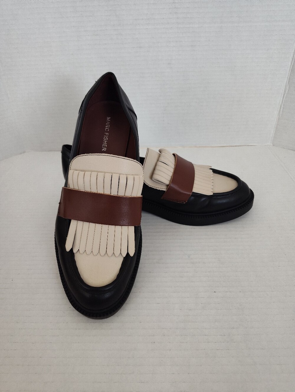 Marc Fisher Calixy Fringe Loafer Size 8.5 M Black White Tan Slip on Shoes